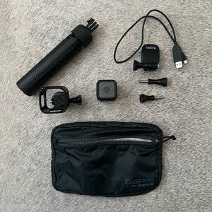 GoPro Hero4 Session w/ Accessories